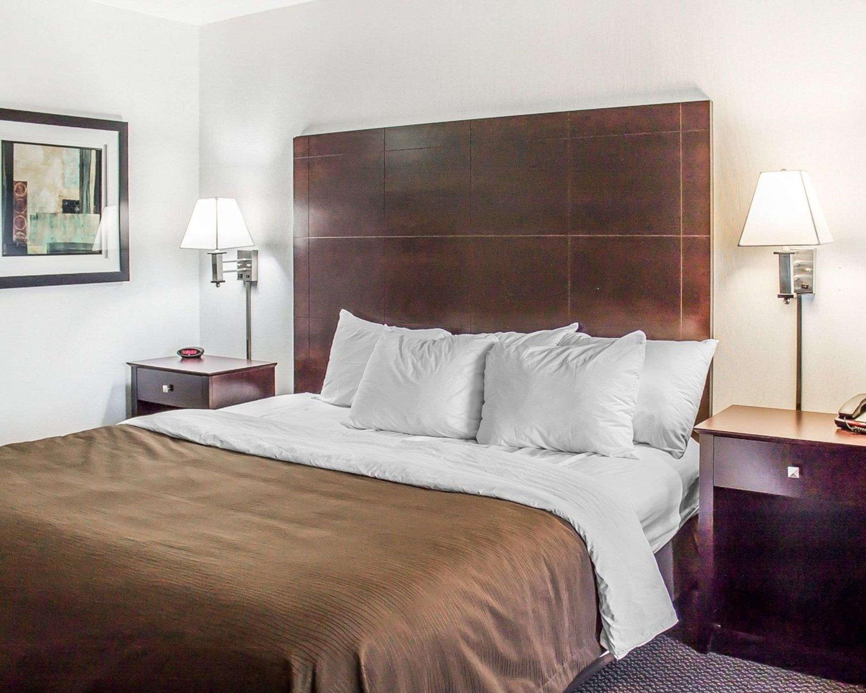 Quality Inn & Suites Sturgeon Bay Zewnętrze zdjęcie